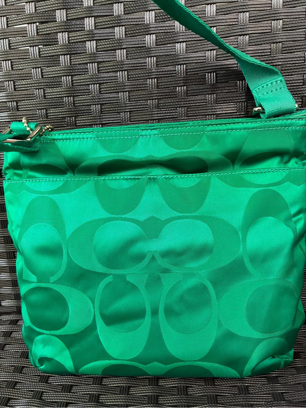 Coach Green Signature Crossbody Bag with Logo Accent - Picture 8 of 12